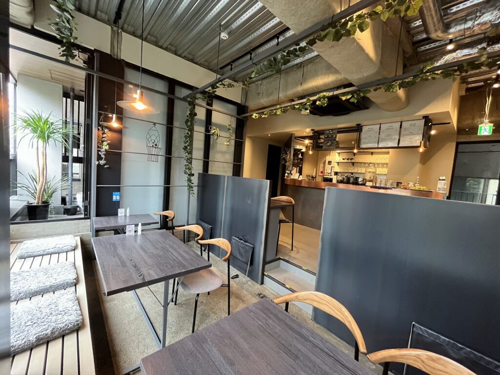 東京都のカフェ・レストランの内装デザイン事例(株式会社グリッドフレーム)